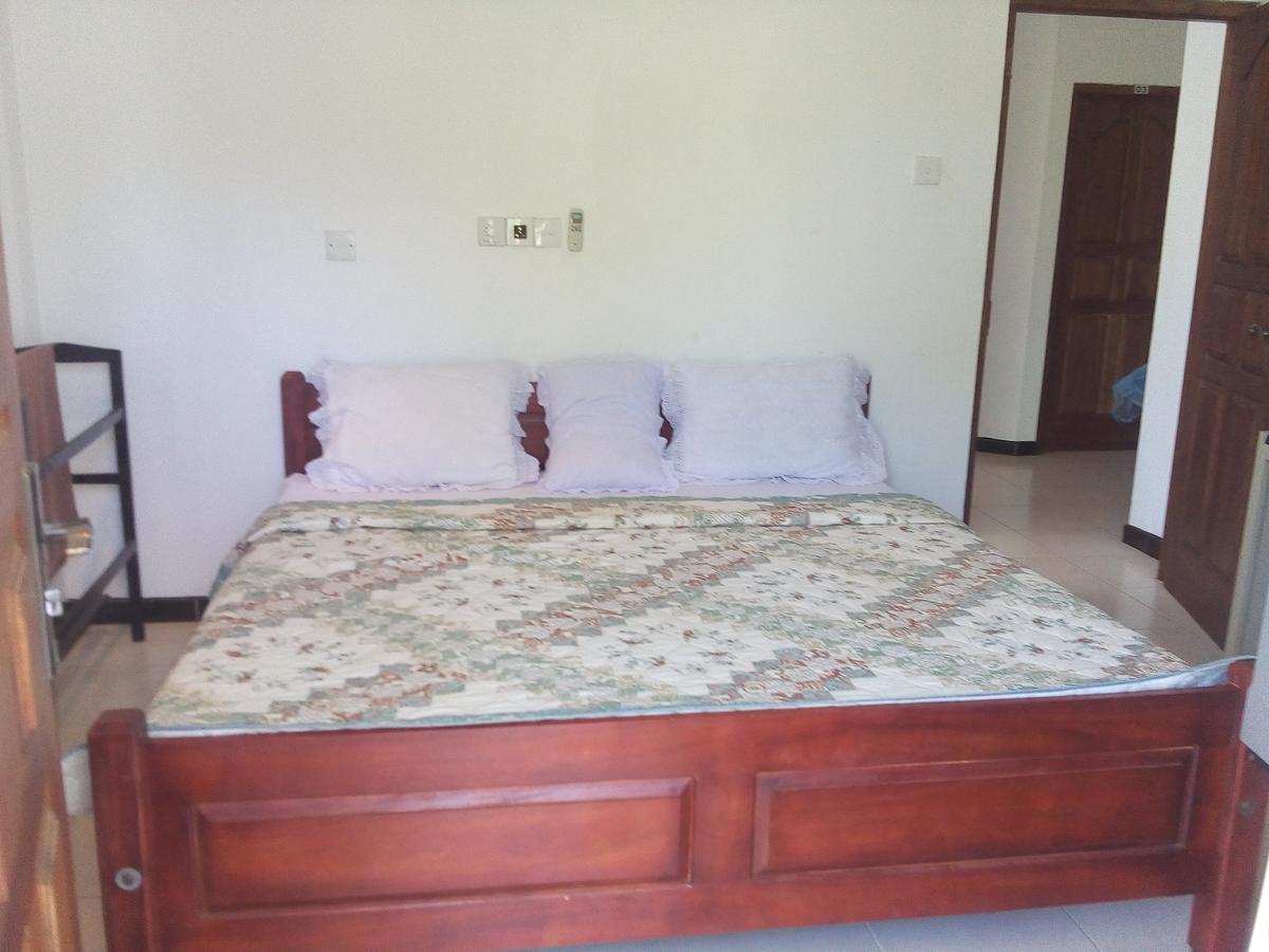 Hotel Whitehouse Tissamaharama Extérieur photo