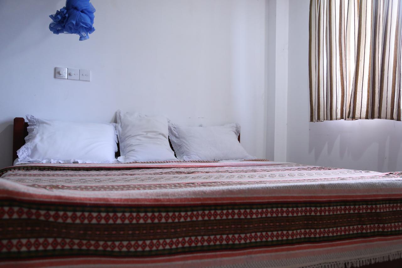 Hotel Whitehouse Tissamaharama Extérieur photo